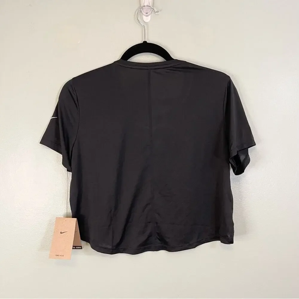 Nike‎ Women's Dri-Fit Lightweight Cropped Athletic Tshirt Black Size Medium NWT